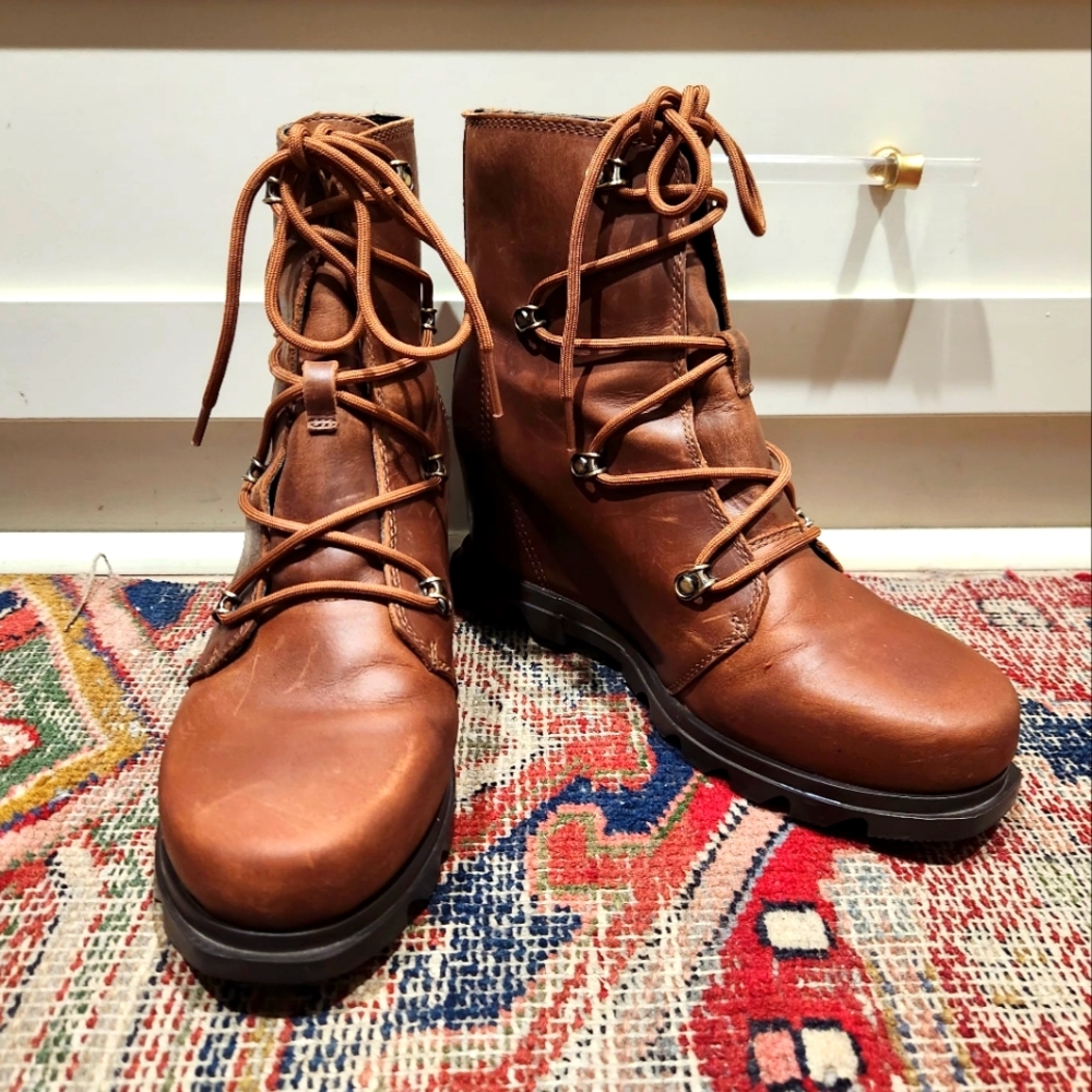 Sorel Joan of Arc III waterproof ankle boots
